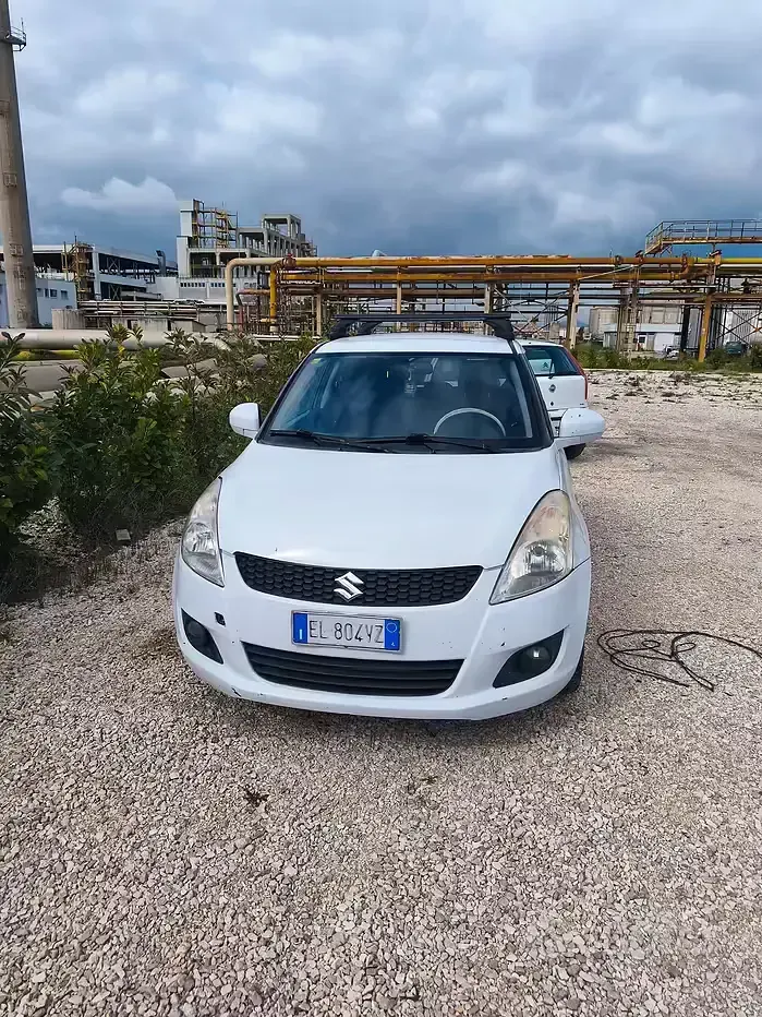 Usata Suzuki Swift 75 CV (55 kW) 2012 Nero Utilitaria