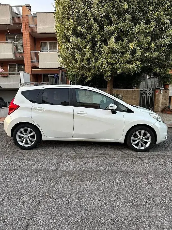 Usata Nissan Note Tekna 90 CV (66 kW) 2014 Bianco Utilitaria