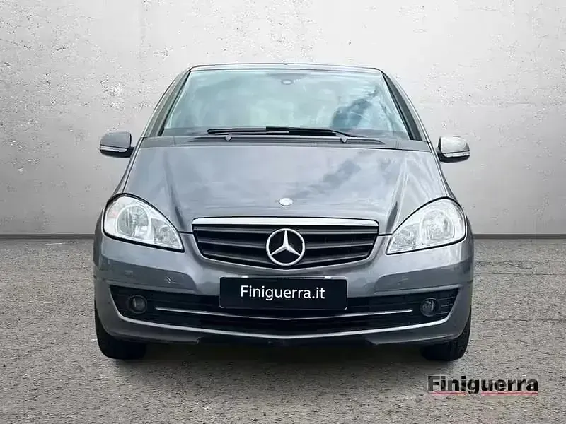 Usata Mercedes A160 Executive 95 CV (69 kW) 2010 Grigio Monovolume