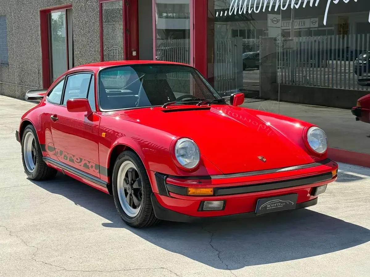 Usata Porsche 911 Carrera 231 CV (169 kW) 1989 Rosso Coupé