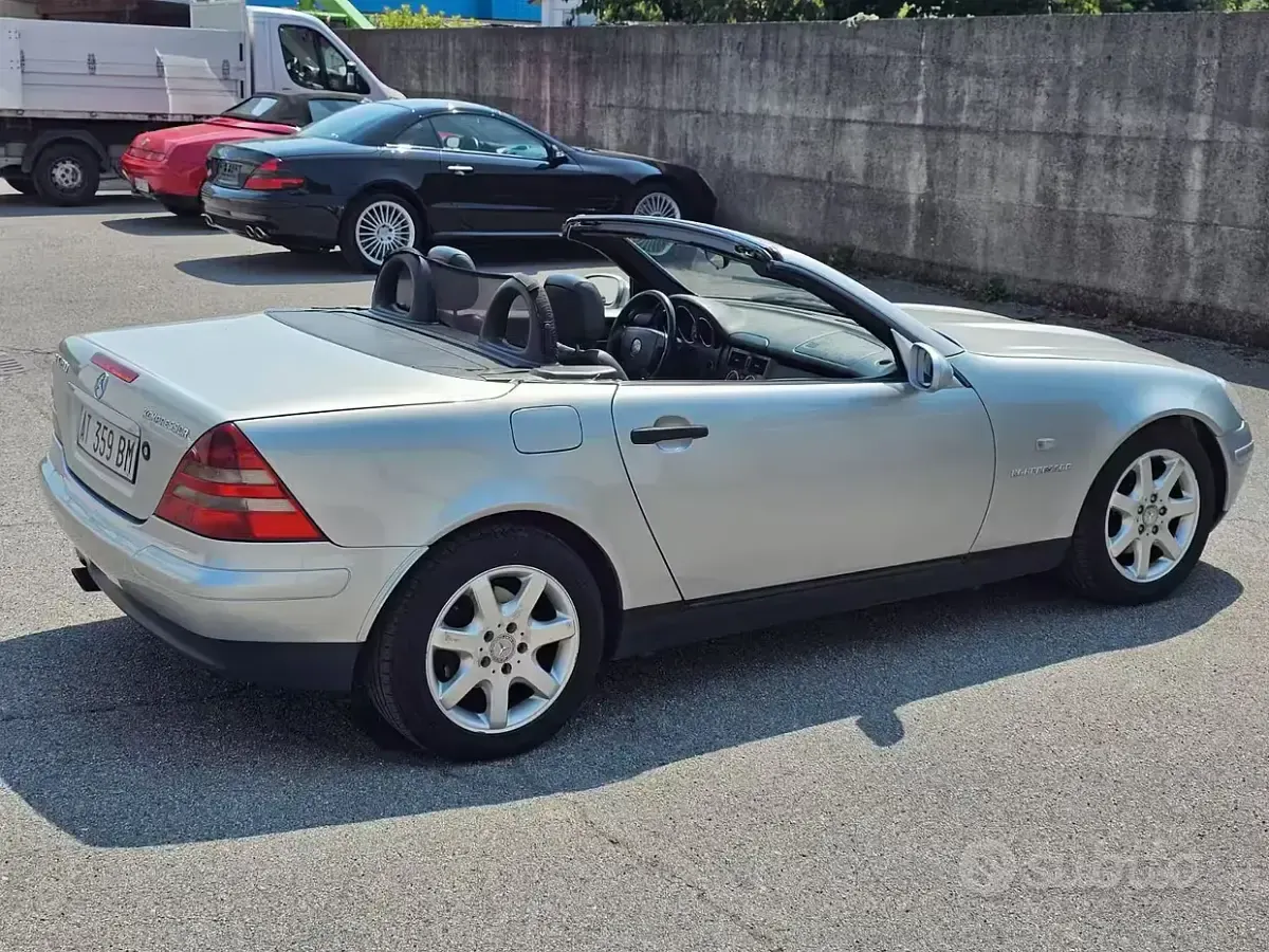 Usata Mercedes SLK200 192 CV (141 kW) 1997 Bluazzurro Cabrio