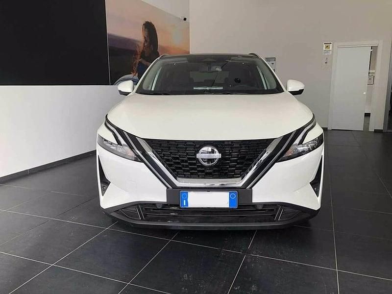 Usata Nissan Qashqai N-Connecta 140 CV (102 kW) 2023 Bianco perlato SUV