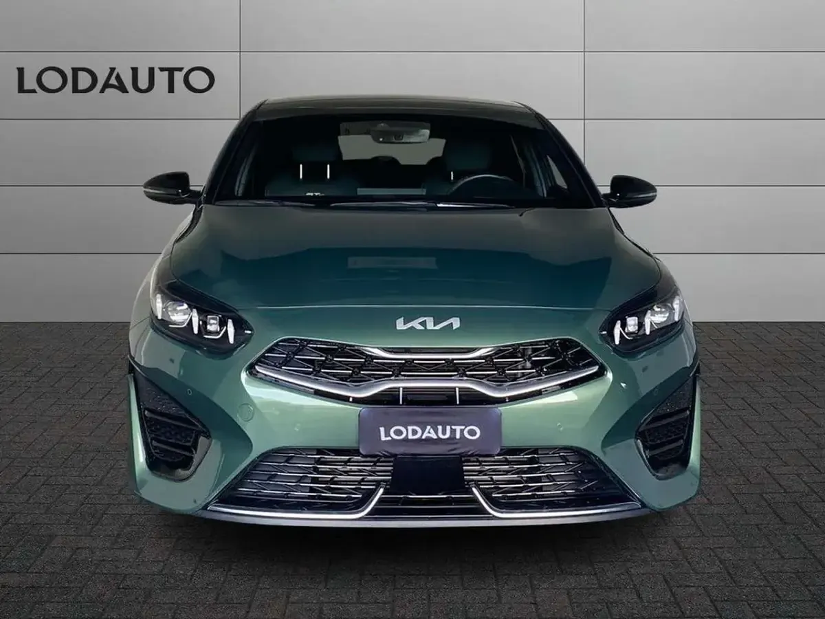 Usata Kia ProCeed GT-Line 160 CV (117 kW) 2024 Verde Station wagon