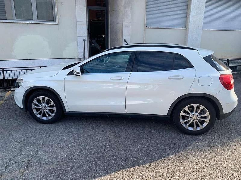 Usata Mercedes GLA180 Premium 109 CV (80 kW) 2018 SUV