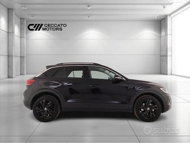 Usata VW T-Roc Style 150 CV (110 kW) 2024 Nero SUV