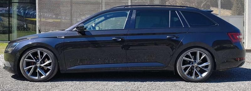 Usata Skoda Superb SportLine 190 CV (139 kW) 2017 Nero Station wagon