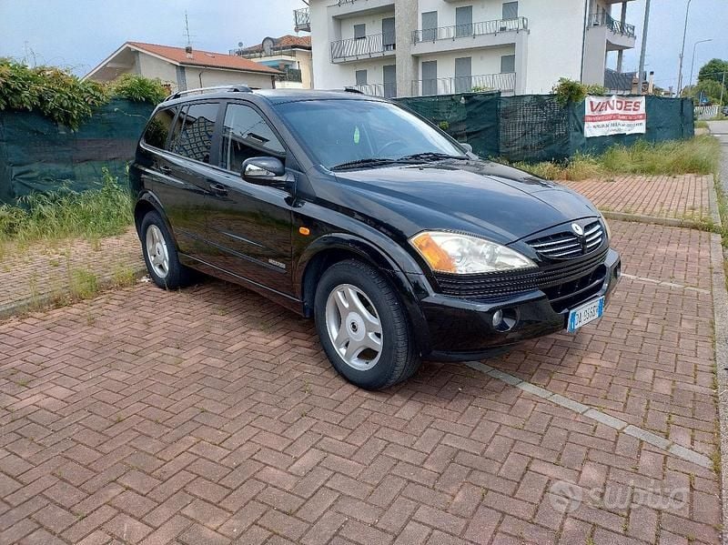 Nero Usata 2006 Ssangyong (KGM) Kyron SUV | 1900 € (Ottimo prezzo) - Immagine 1/4