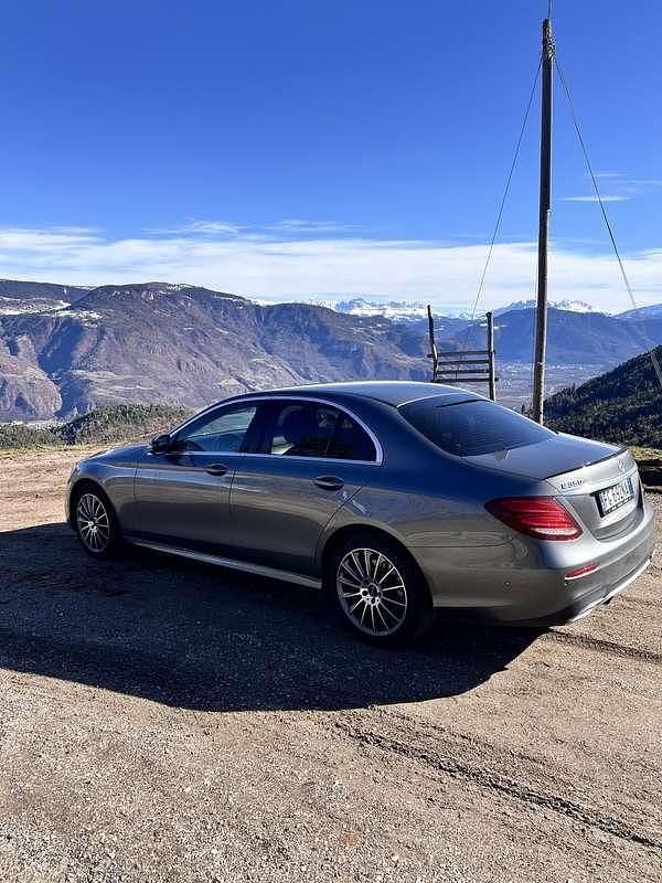 Usata Mercedes E350 AMG line 258 CV (189 kW) 2017 Berlina