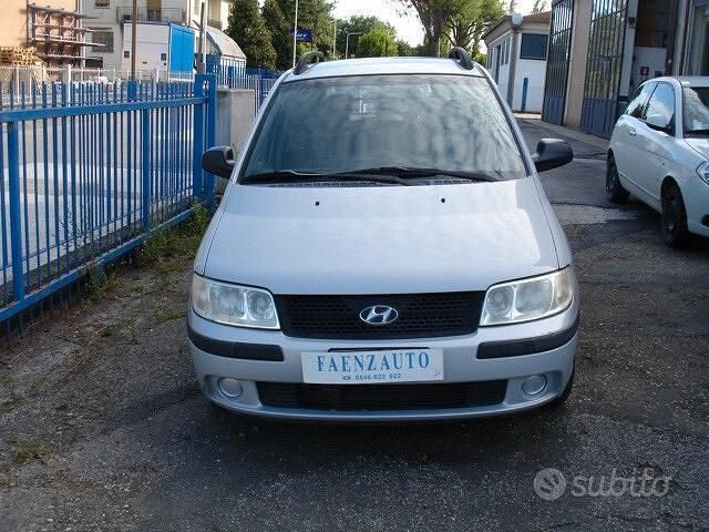 Usata Hyundai Matrix 110 CV (80 kW) 2006 Grigio Monovolume