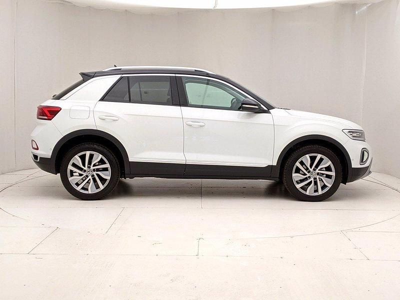 Usata VW T-Roc Style 150 CV (110 kW) 2022 Pure white nero SUV