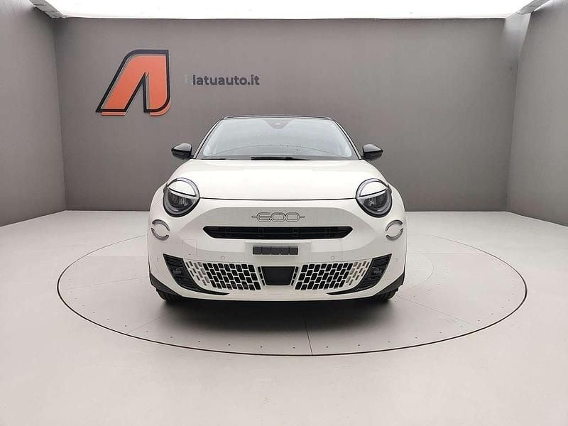 Nuova Fiat 600 La Prima 110 CV (80 kW) 2026 Bianco SUV