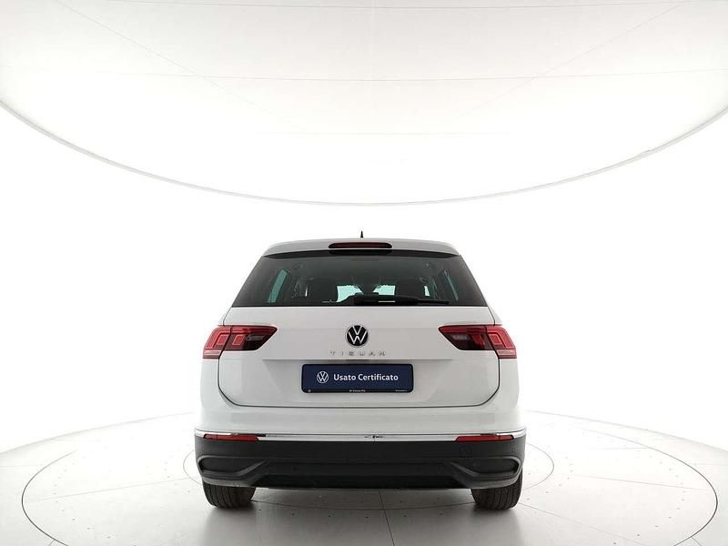 Usata VW Tiguan Life 150 CV (110 kW) 2021 Pure white SUV