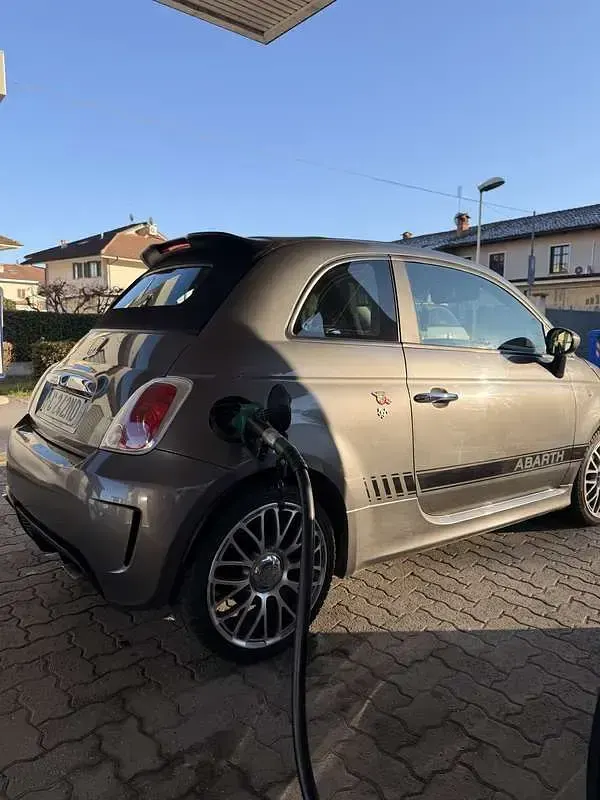 Usata Abarth 595C 140 CV (102 kW) 2016 Cabrio
