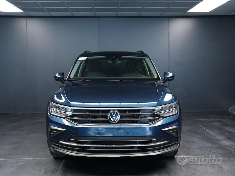 Usata VW Tiguan Life 150 CV (110 kW) 2023 Blu SUV