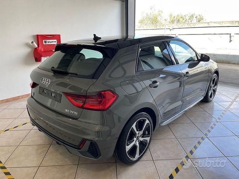 Usata Audi A1 Sportback S-Line 110 CV (80 kW) 2023 Grigio Utilitaria