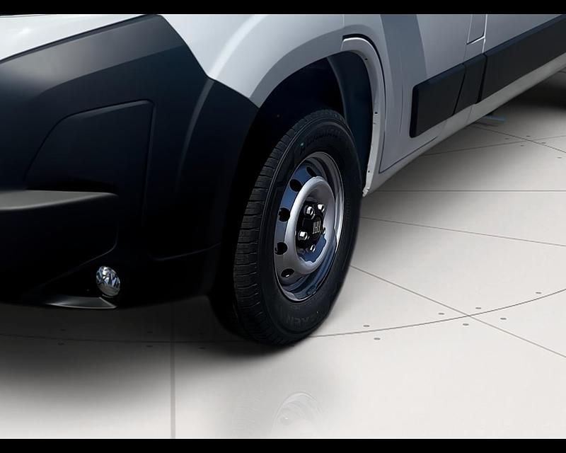 Usata Fiat Ducato 140 CV (102 kW) 2024 Bianco Furgone