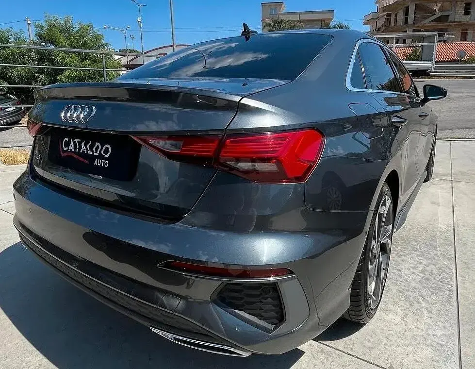 Usata Audi A3 Comfort 150 CV (110 kW) 2023 Grigio Berlina