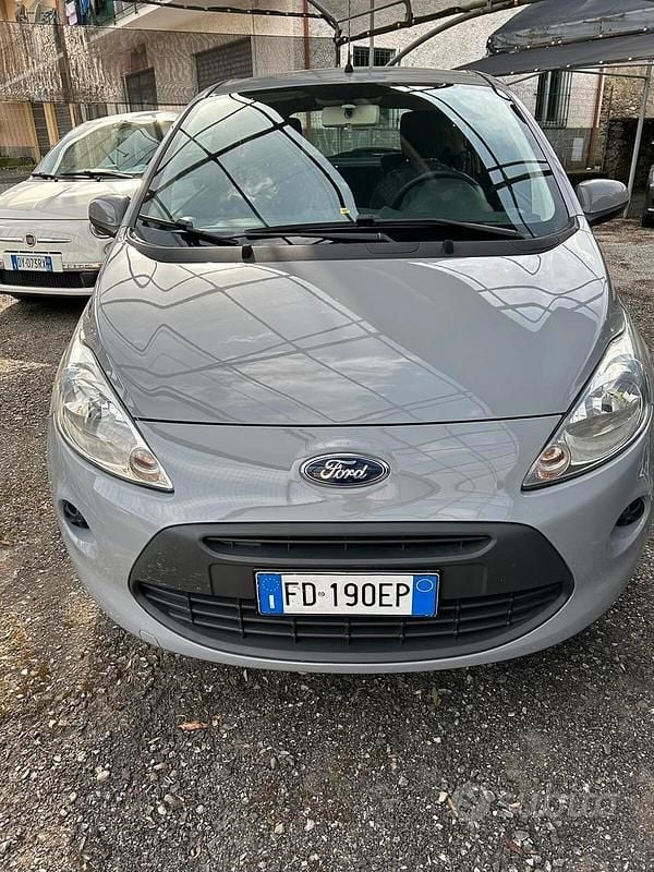 Usata Ford Ka 69 CV (50 kW) 2016 Grigio Utilitaria