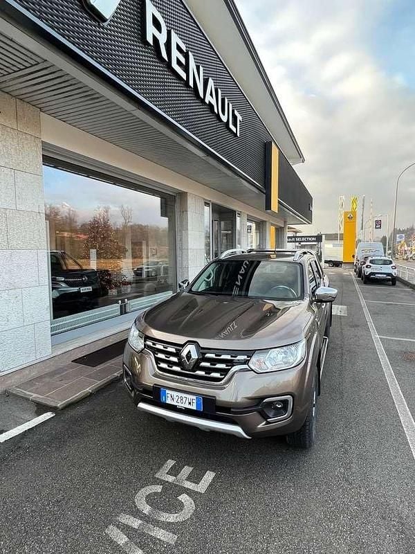 Usata Renault Alaskan Intens 190 CV (139 kW) 2018 Bronzo Pick-up