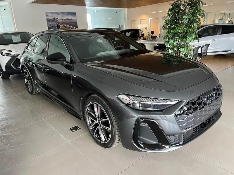 Nuova Audi A5 S-Line 367 CV (269 kW) 2025 Nero Station wagon