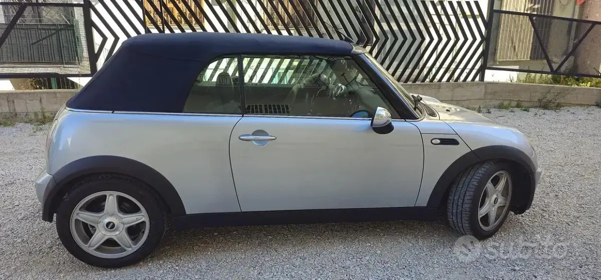 Usata Mini Cooper Cabriolet 116 CV (85 kW) 2007 Grigio Cabrio