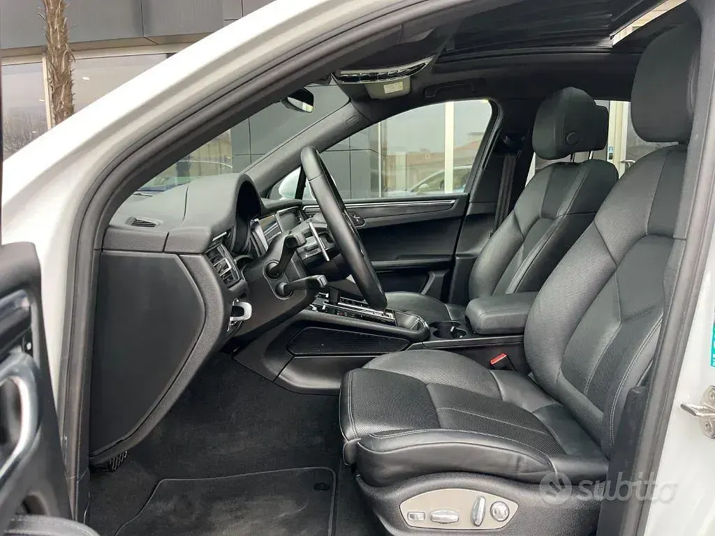 Usata Porsche Macan 265 CV (194 kW) 2022 Bianco SUV