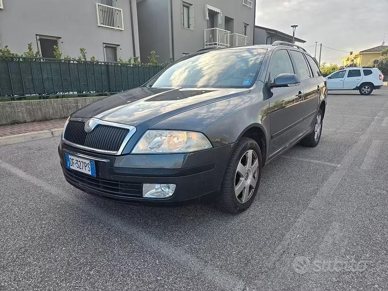 Usata Skoda Octavia Elegance 140 CV (102 kW) 2007 Grigio Station wagon