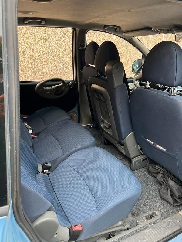 Usata Fiat Multipla 2005 Blu Monovolume