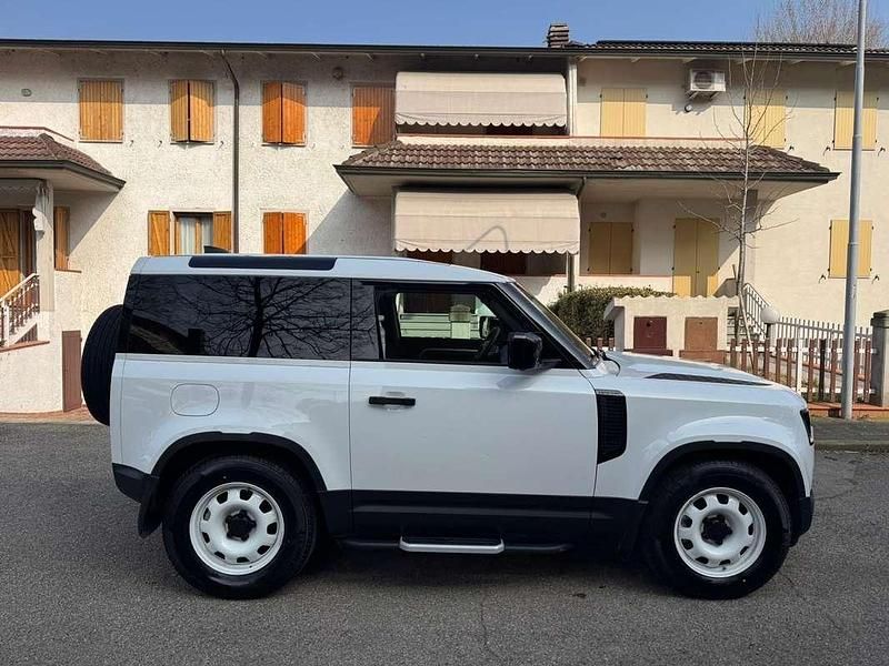 Usata Land Rover Defender SE 200 CV (147 kW) 2021 Bianco SUV