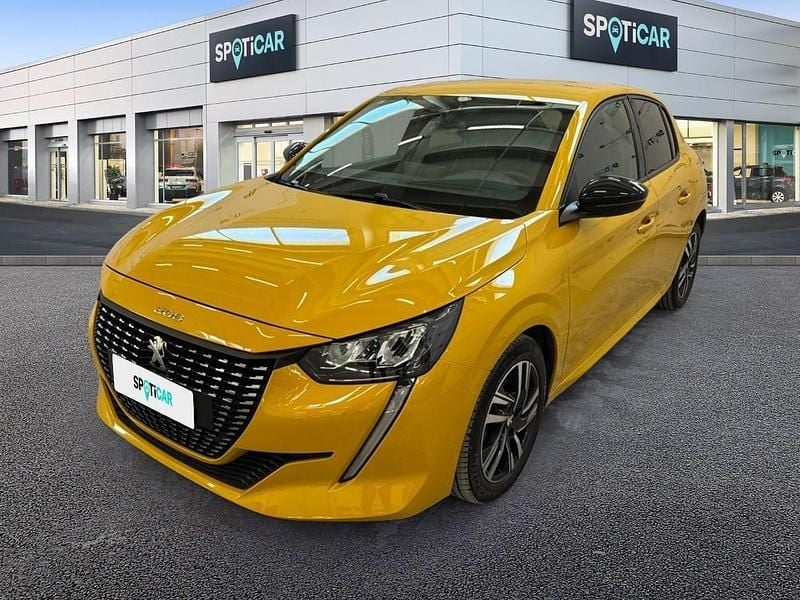 Usata Peugeot 208 Allure 101 CV (74 kW) 2023 Giallo Utilitaria