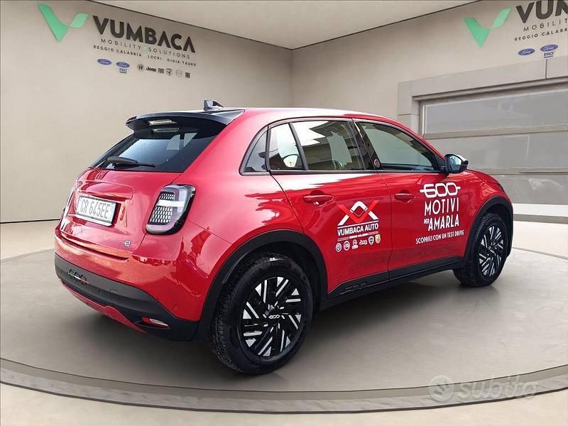 Occasion Fiat 600 Red 61 kW (84 ch) 2023 Rouge SUV