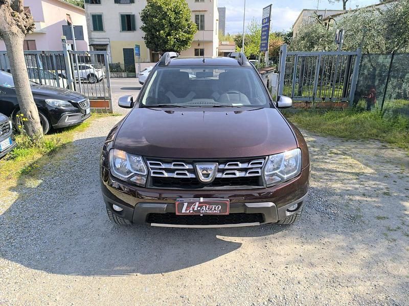 Usata Dacia Duster Lauréate 115 CV (84 kW) 2017 Bordeaux SUV