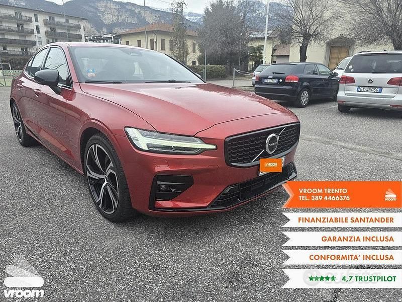 Usata Volvo S60 250 CV (183 kW) 2024 Berlina