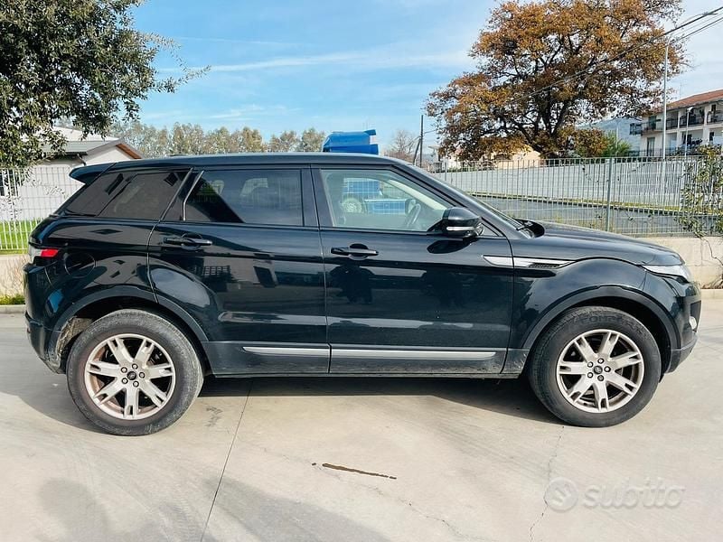 Nero Usata 2012 Land Rover Range Rover evoque Berlina | 9500 € (Buon prezzo) - Immagine 1/4
