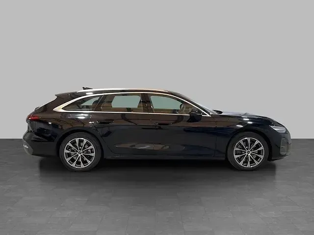 Usata Audi A6 S-Line 204 CV (150 kW) 2026 Nero mythos metallizzato Station wagon