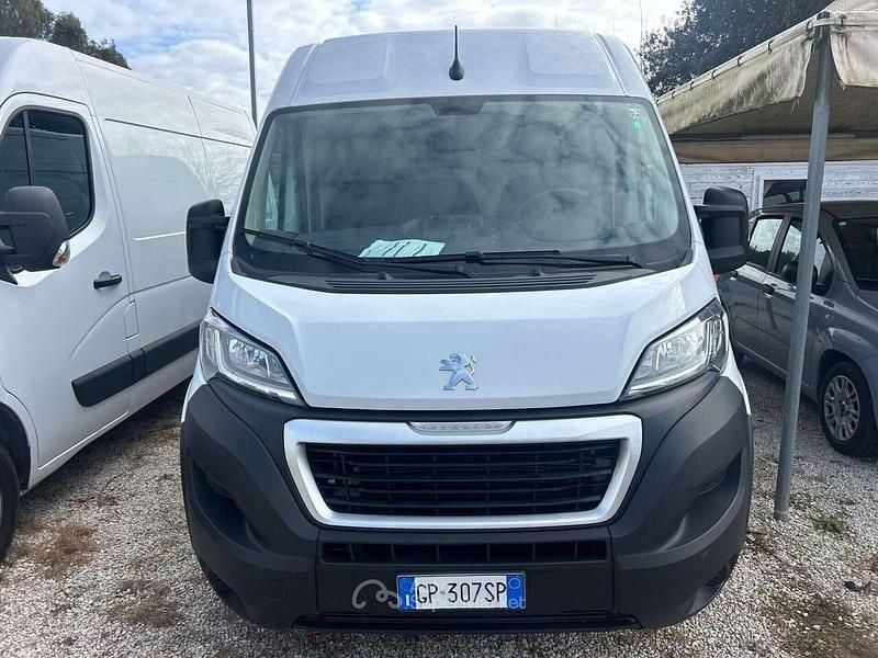 Usata Peugeot Boxer Premium 140 CV (102 kW) 2023 Bianco Furgone