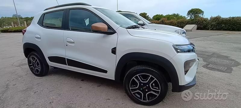 Usata Dacia Spring 30 kW (41 CV) 2024 Bianco Utilitaria