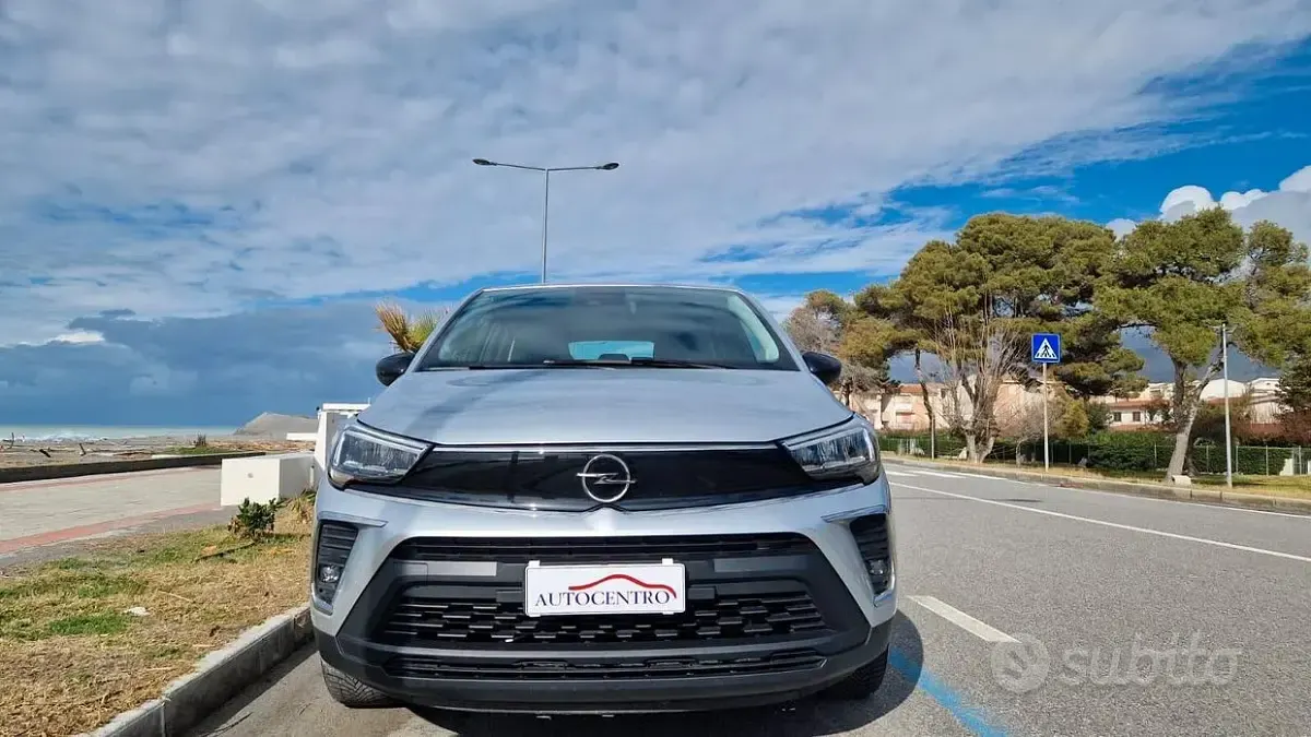 Gebraucht Opel Crossland X Edition 110 PS (80 kW) 2022 Grau SUV