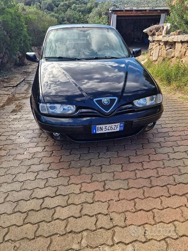 Usata Alfa Romeo 146 2000 Utilitaria