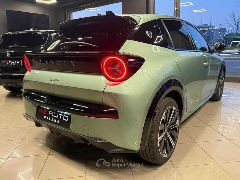 Usata Lancia Ypsilon 101 CV (74 kW) 2025 Verde giada Utilitaria