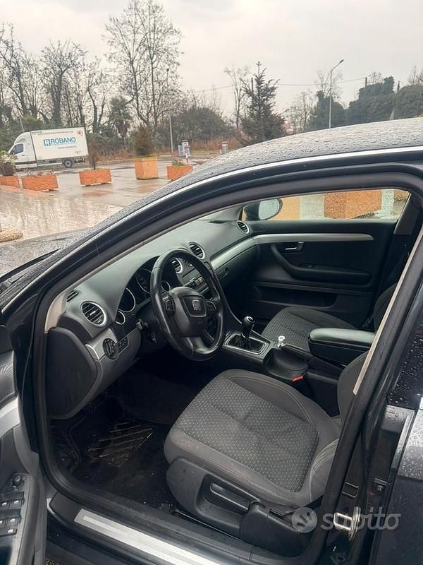 Usata Seat Exeo 143 CV (105 kW) 2011 Grigio Berlina