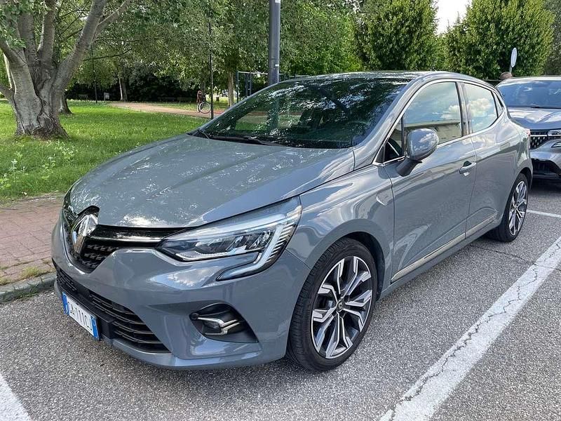 Usata Renault Clio V Intens 101 CV (74 kW) 2020 Grigio Berlina