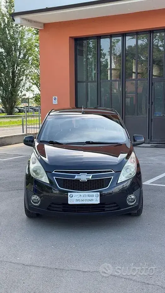 Usata Chevrolet Spark 68 CV (50 kW) 2011 Nero Utilitaria