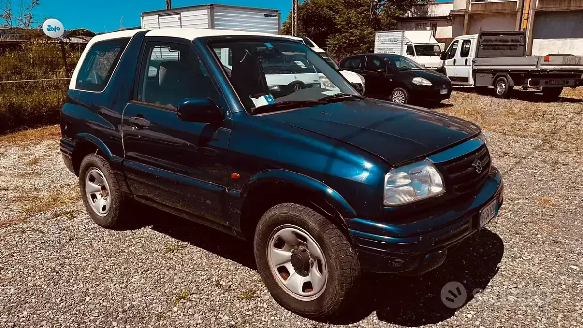 Usata Suzuki Grand Vitara 94 CV (69 kW) 2001 Blu Cabrio