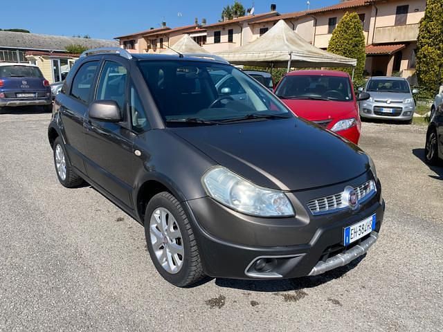 Occasion Fiat Sedici 135 ch (99 kW) 2011 Marron SUV
