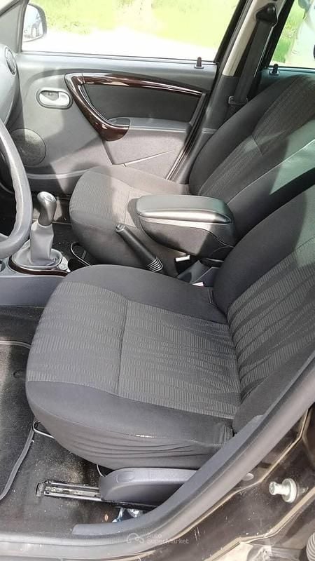 Usata Dacia Duster 105 CV (77 kW) 2012 Nero SUV