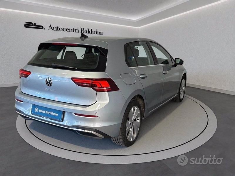 Usata VW Golf VIII Style 150 CV (110 kW) 2025 Grigio dolomite metalizzato Berlina