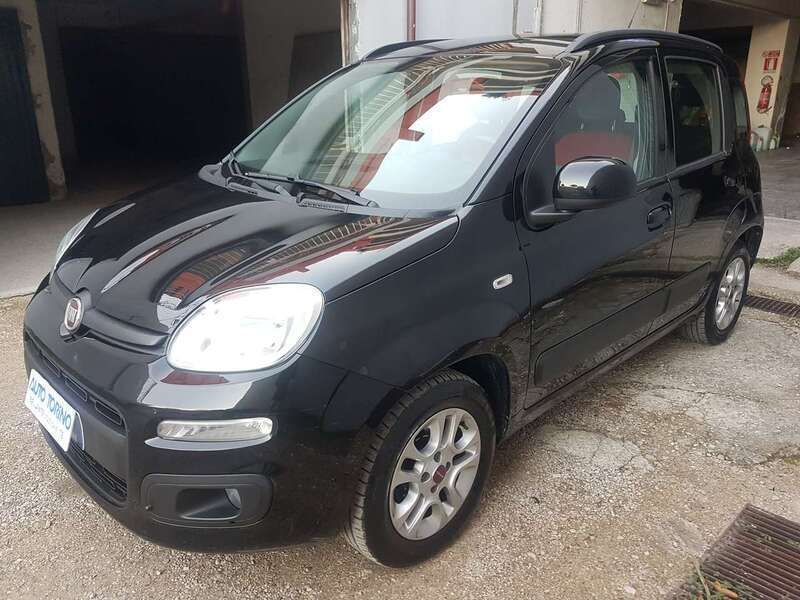 Usata Fiat Panda Lounge 69 CV (50 kW) 2018 Nero Utilitaria