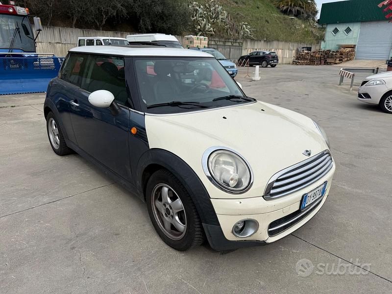 Usata Mini Cooper 2009 Blu Utilitaria