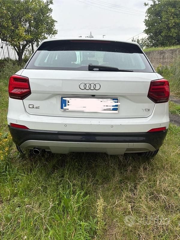 Usata Audi Q2 Business 116 CV (85 kW) 2018 Bianco SUV